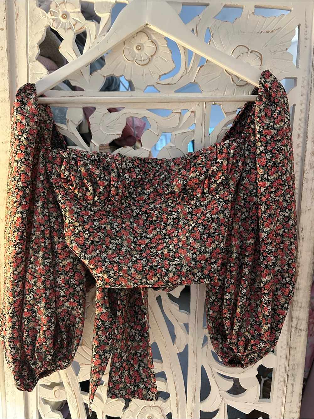 Floral Off-Shoulder Puff Sleeve Crop Top Bustier- Black with Pink Rose Print